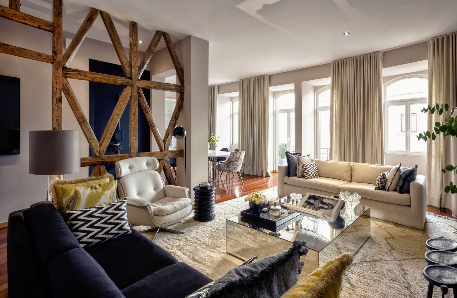 Фото 31 — Эклектика в интерьере гостиной